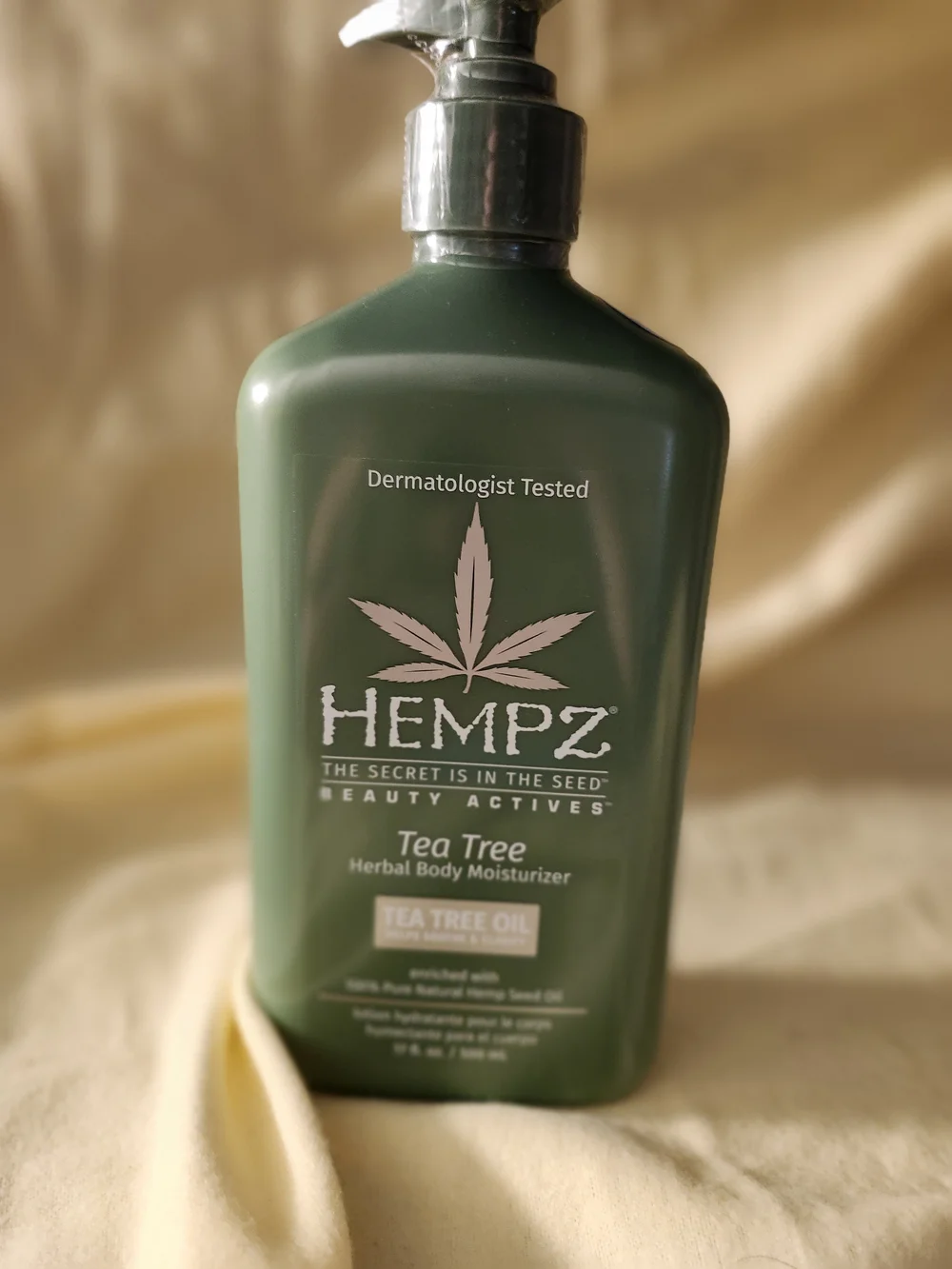 Hempz Tea Tree Herbal Body Moisturizer - Dark Green Bottle